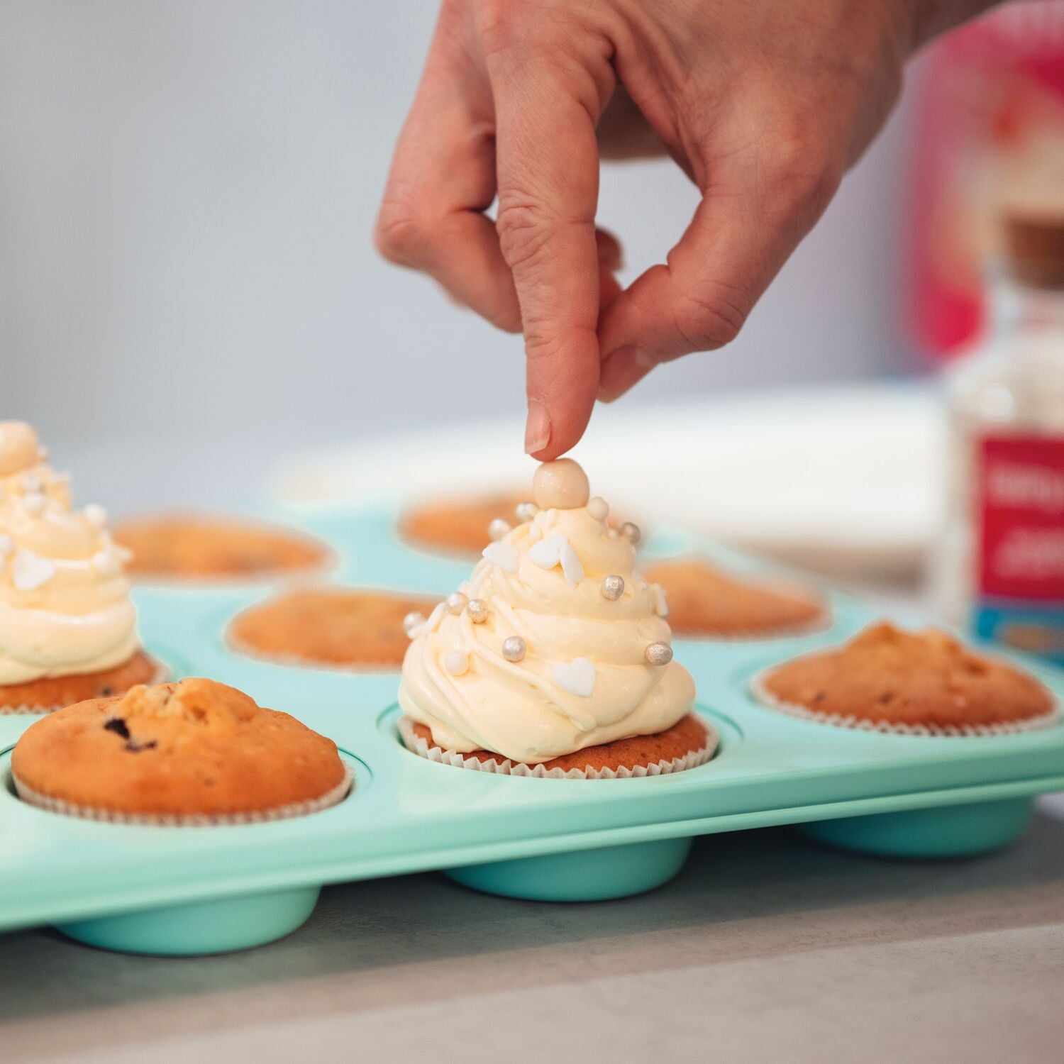 decocino-muffin-backform-mint-edition-12fach image 6