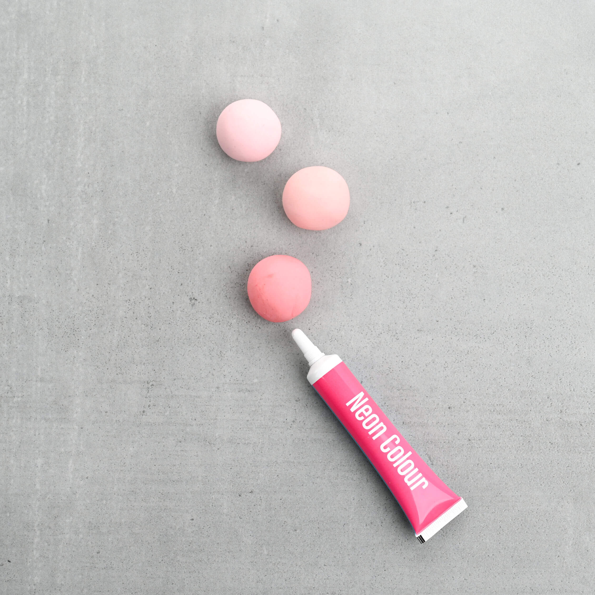 decocino-neon-farbpaste-pink-lebensmittelfarbe-25g image 2