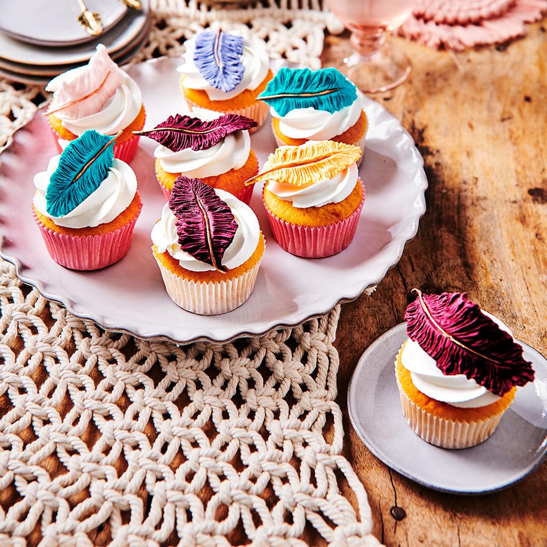 funcakes-rollfondant-sugar-paste-ros-white-250-g image 4