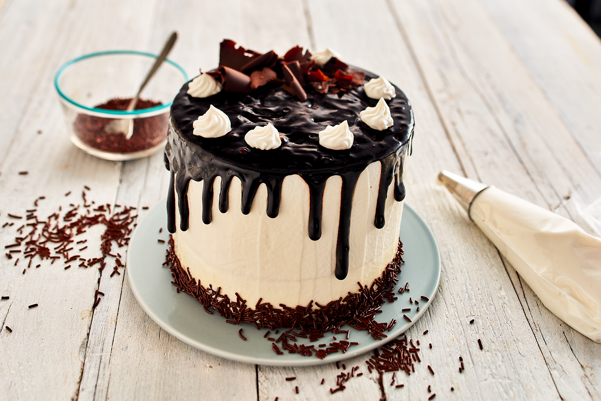 ruf-drip-cake-glasur-schoko-fertig-glasur-in-der-tube image 2