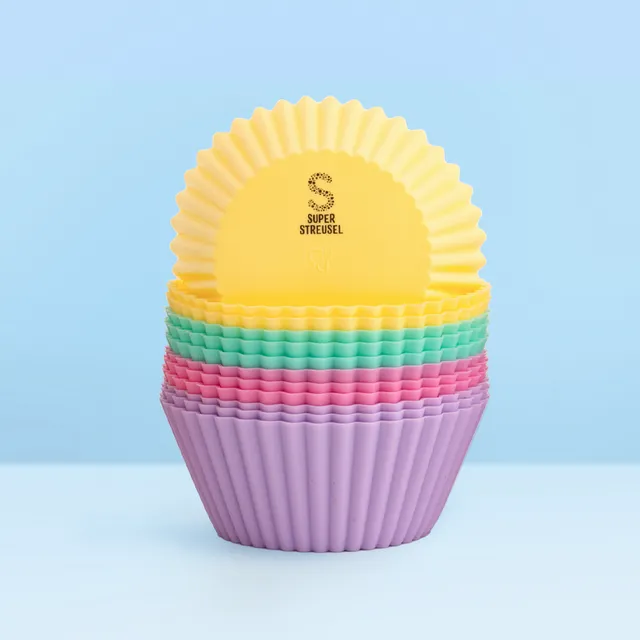 super-streusel-muffin-und-cupcakef-rmchen-silikon-12er-bunt image 1