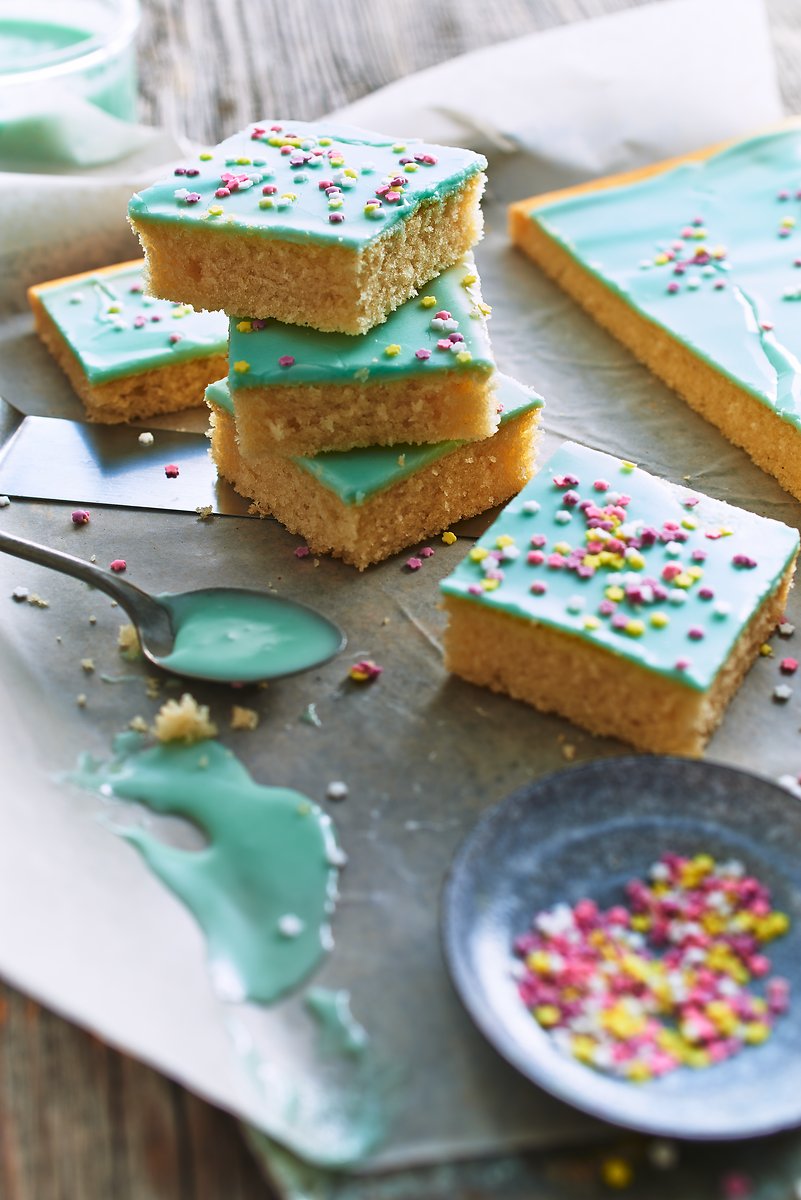 ruf-glutenfreier-partykuchen-backmischung-blechkuchen image 2