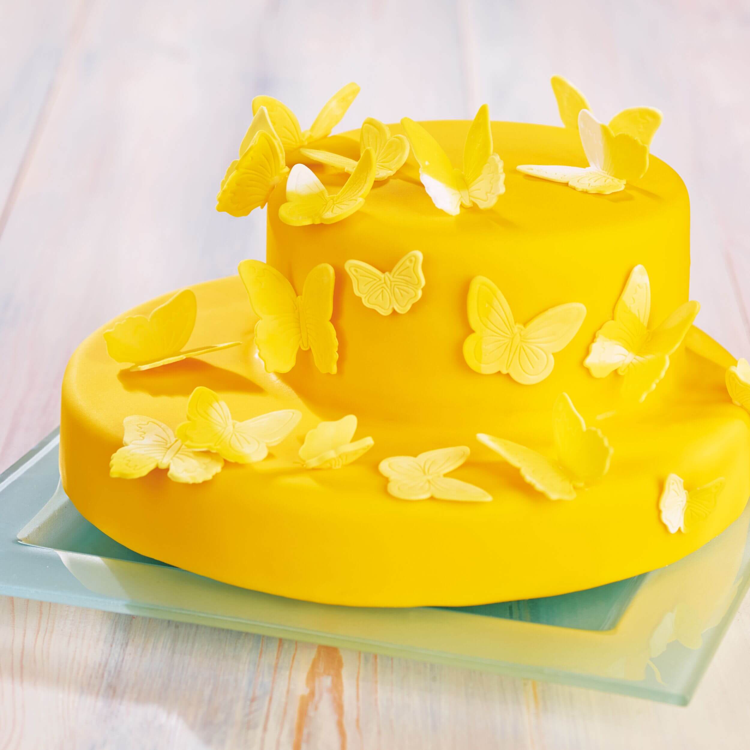 decocino-fondant-gelb-250g-rollfondant-zum-eindecken image 4