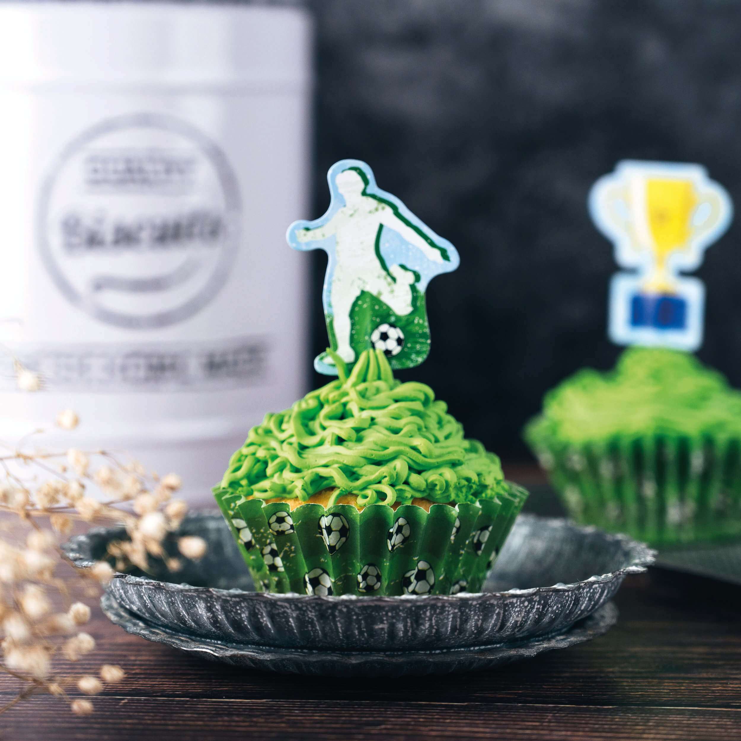 decocino-muffin-set-football-48-tlg-muffinf-rmchen-deko-pieker image 3