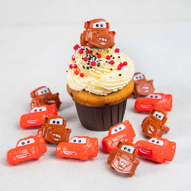 decocino-dekoringe-disney-cars-12-st-ck-tortenfiguren-lightning-mcqueen image 1