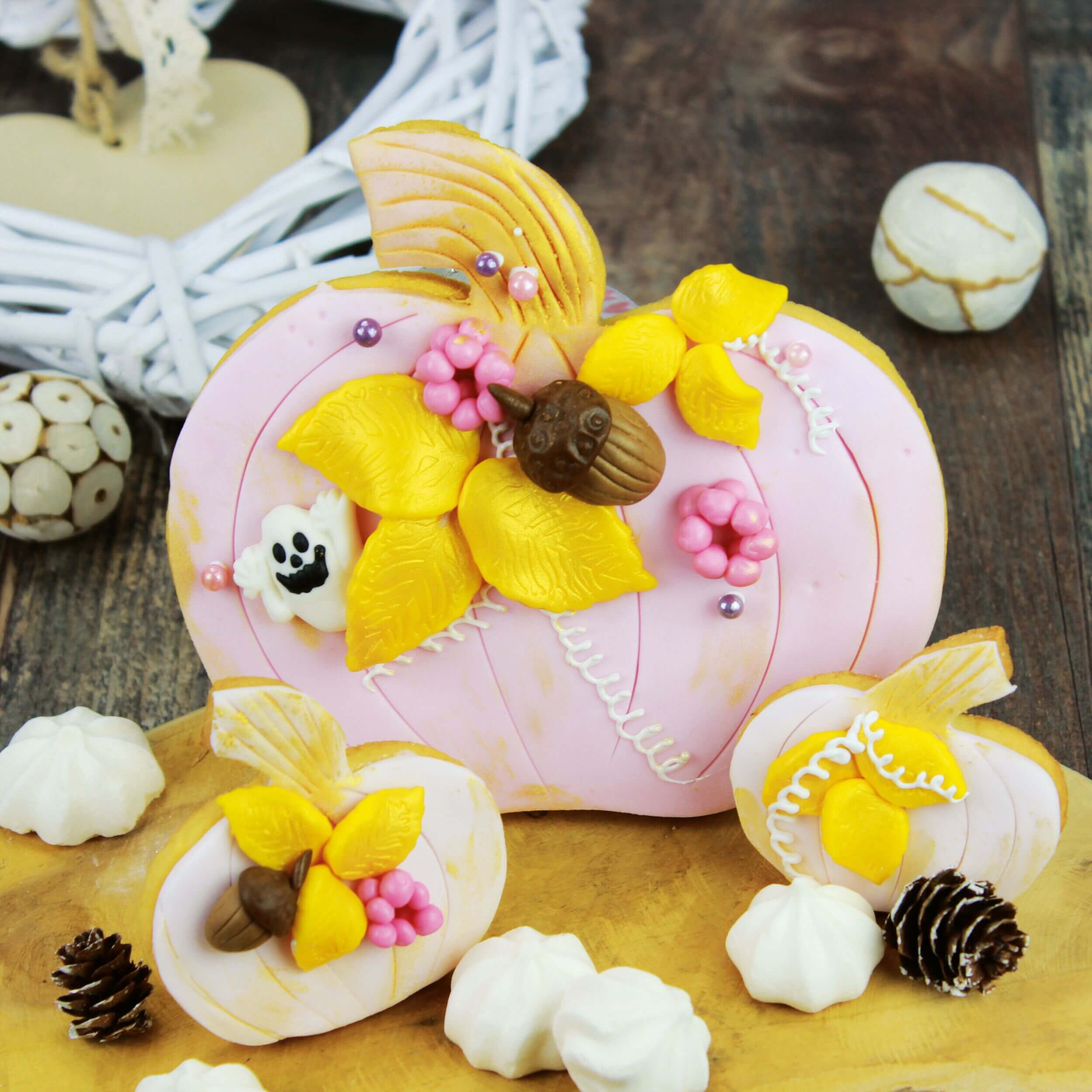 decocino-fondant-rosa-250g-rollfondant-zum-eindecken image 6