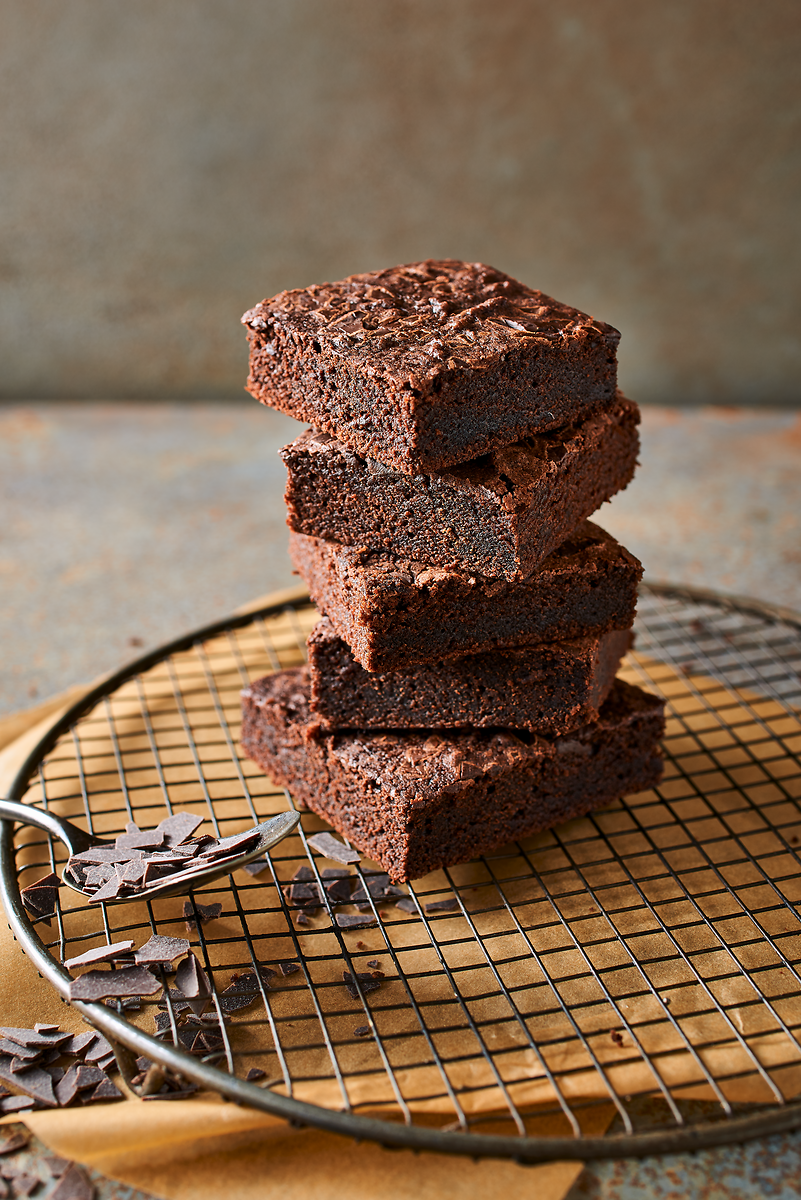 ruf-brownies-classic-schoko-backmischung-mit-backform image 3