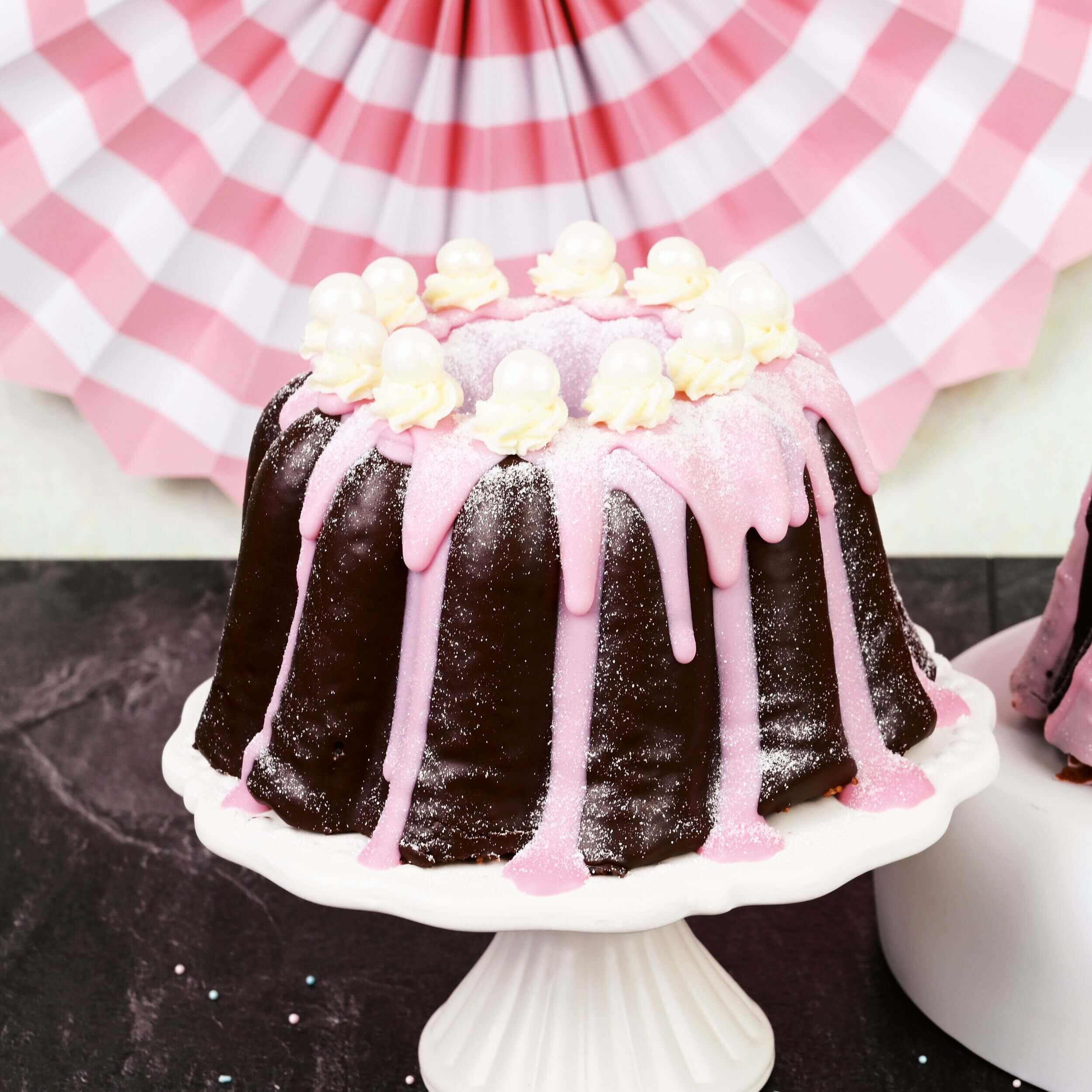 decocino-cake-drip-pink-tortenglasur-90g image 4