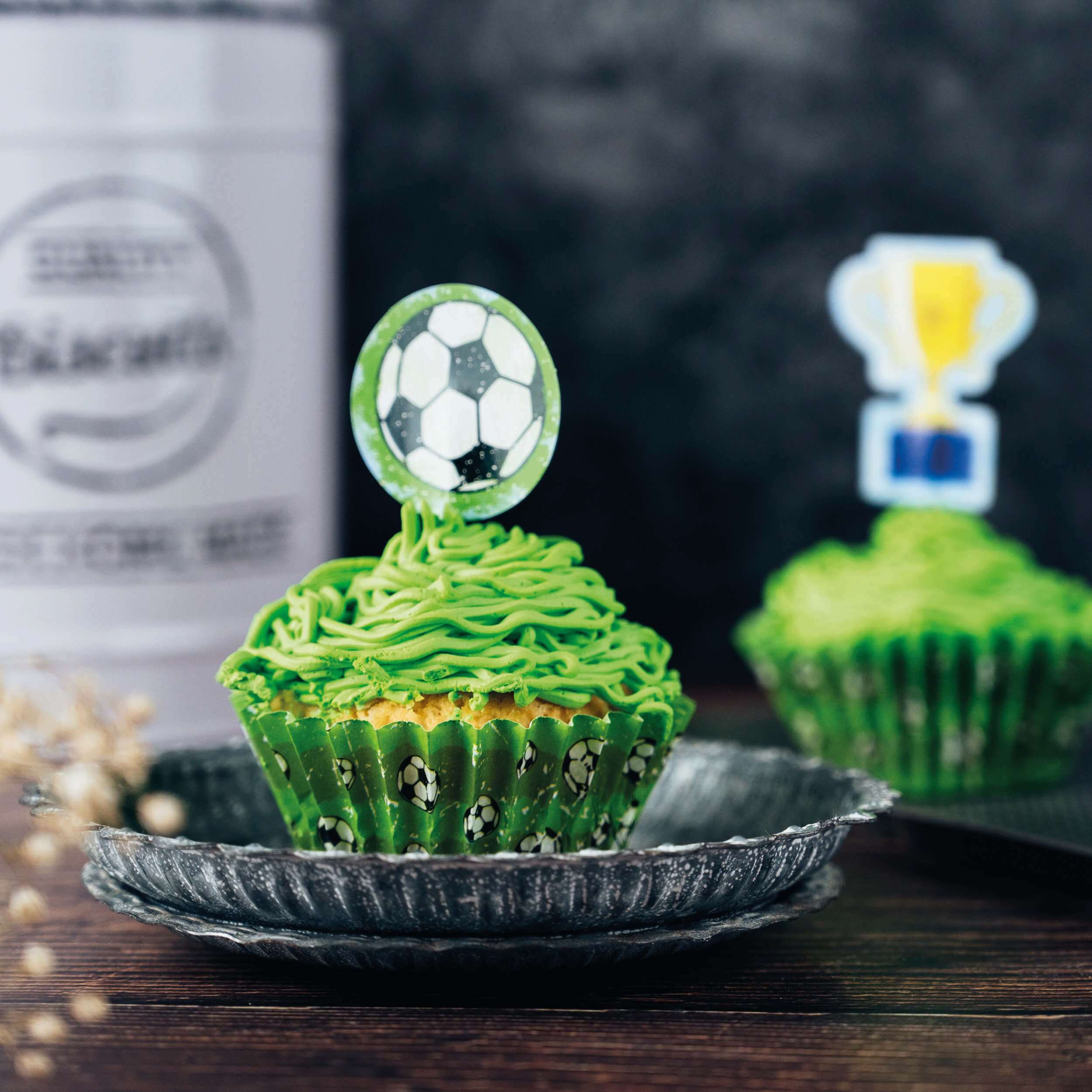 decocino-muffin-set-football-48-tlg-muffinf-rmchen-deko-pieker image 2